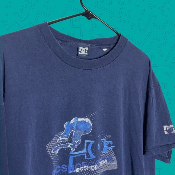 DC Other - Vintage DC shoes t shirt